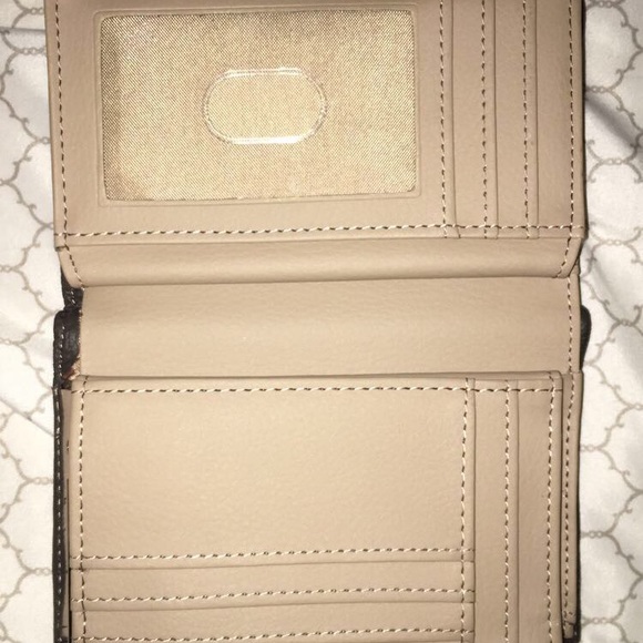 Wallet - Picture 2 of 6